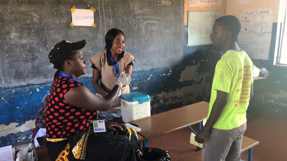Cinq pays d'Afrique lancent une campagne inédite de vaccination contre le choléra Cinq pays d'Afrique lancent une campagne inédite de vaccination contre le choléra