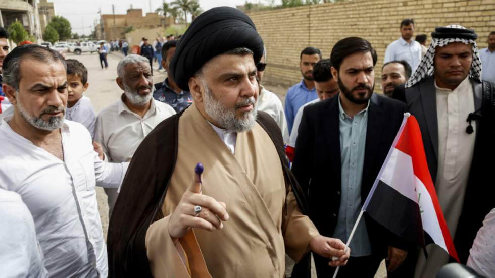 En tête des législatives irakiennes, l'imam anti-corruption Moqtada al-Sadr tend la main pour une coalition