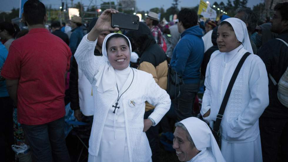 Le Vatican demande aux religieuses "discrétion et sobriété" sur les réseaux sociaux