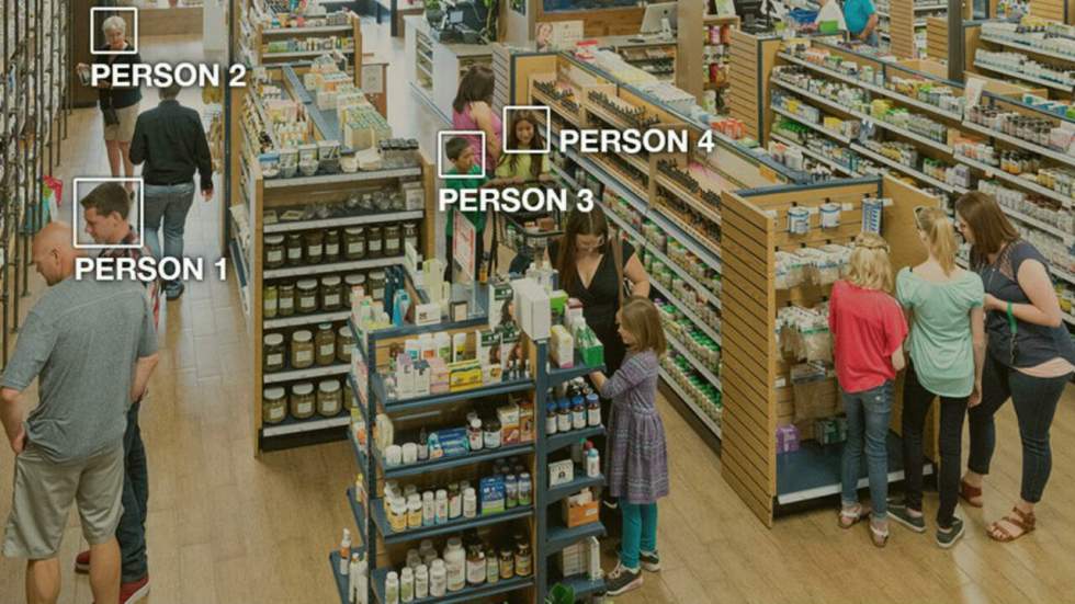 Amazon pointé du doigt pour avoir mis à disposition de la police un système de reconnaissance faciale Amazon pointé du doigt pour avoir mis à disposition de la police un système de reconnaissance faciale