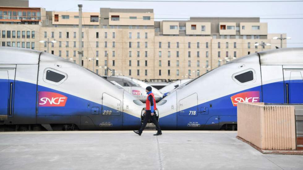 L'État va reprendre 35 milliards d'euros de la dette de la SNCF, espérant une sortie de crise