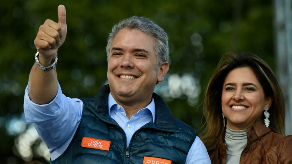 Colombie : Ivan Duque, le protégé d'Uribe, favori de la présidentielle