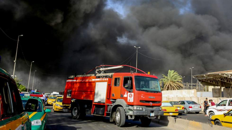 Législatives en Irak : un dépôt de bulletins de vote prend feu avant un recompte des voix