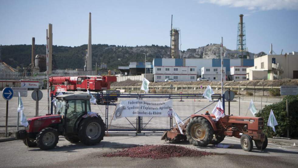 Les agriculteurs français protestent contre l’importation d’huile de palme par Total