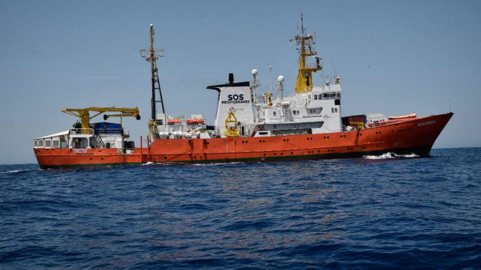 Rejeté par l'Italie et Malte, le navire de migrants Aquarius va accoster en Espagne