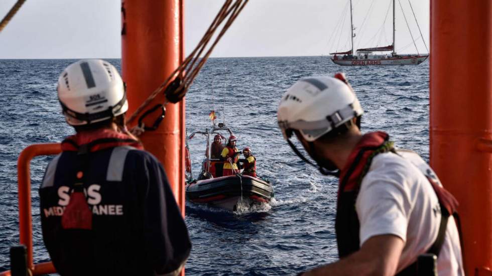 Méditerranée : le sort de 629 migrants suspendu à un bras de fer entre l'Italie et Malte