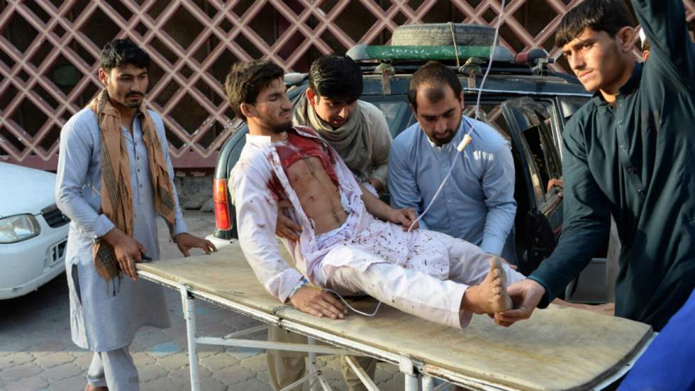 Afghanistan : un attentat-suicide fait des dizaines de morts pendant un cessez-le-feu