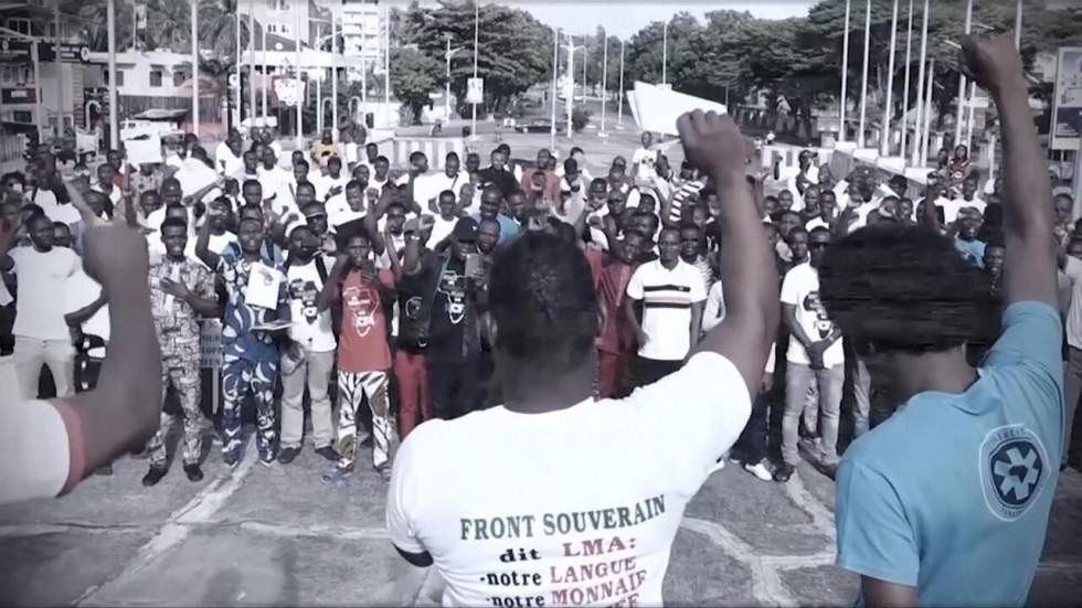 "7 minutes contre le Franc CFA" : des artistes se mobilisent "7 minutes contre le Franc CFA" : des artistes se mobilisent