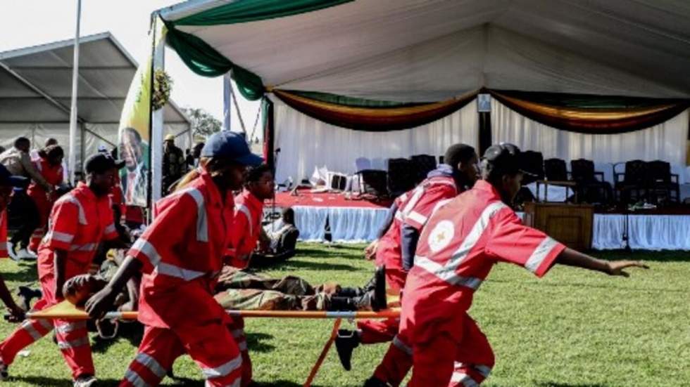 Zimbabwe : le président échappe à un attentat à un mois des élections