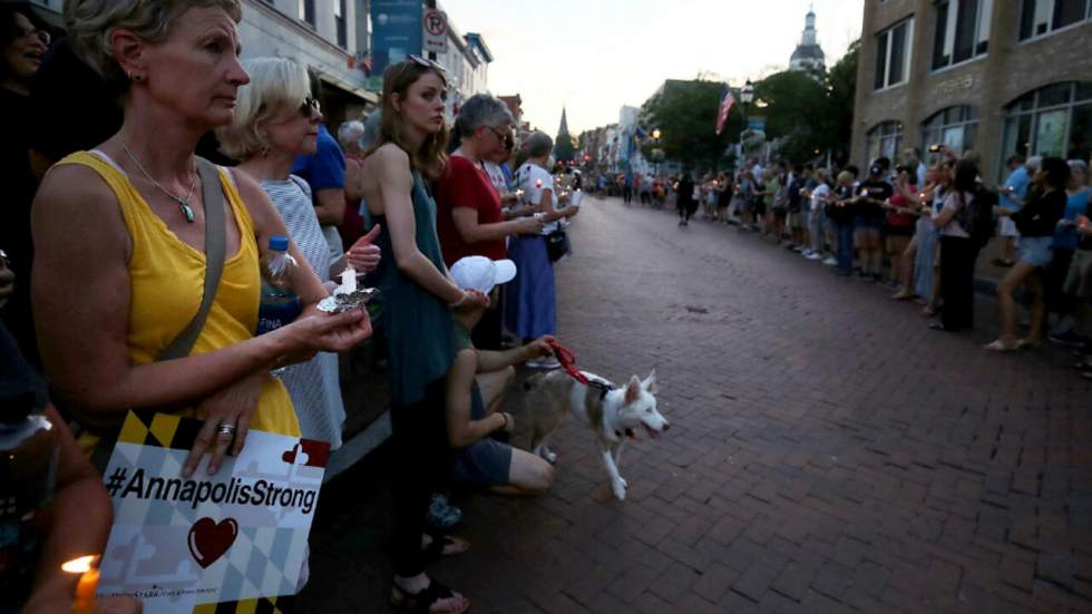 États-Unis : une veillée en mémoire des victimes de la fusillade d'Annapolis