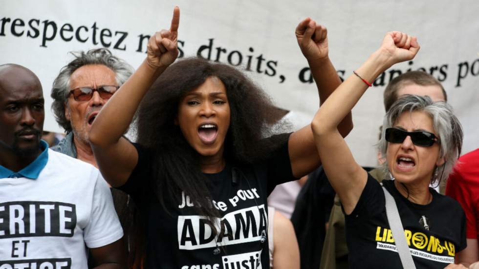 Marche à Beaumont-sur-Oise en mémoire d'Adama Traoré et contre le "système policier" Marche à Beaumont-sur-Oise en mémoire d'Adama Traoré et contre le "système policier"