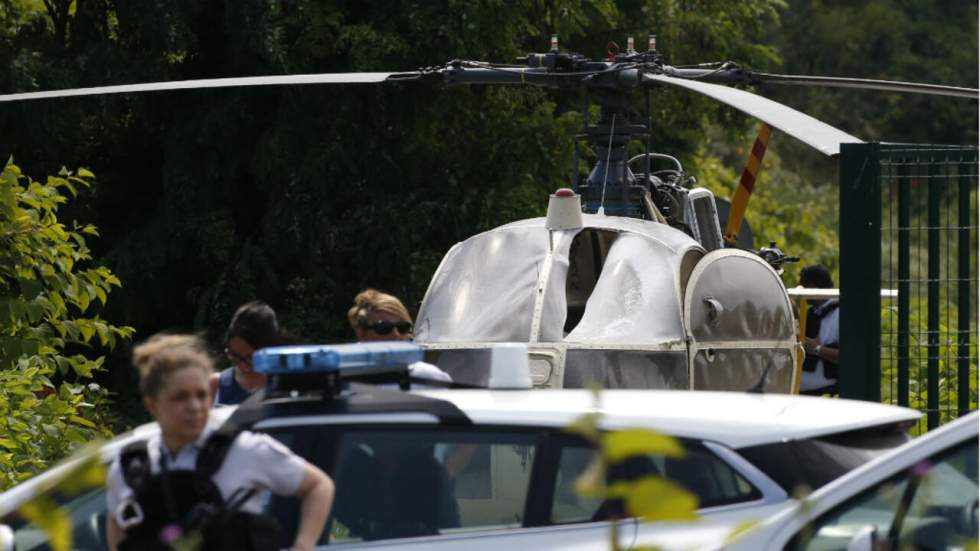 Le braqueur Redoine Faïd "repéré" dans une voiture avec des explosifs retrouvée à Sarcelles Le braqueur Redoine Faïd "repéré" dans une voiture avec des explosifs retrouvée à Sarcelles