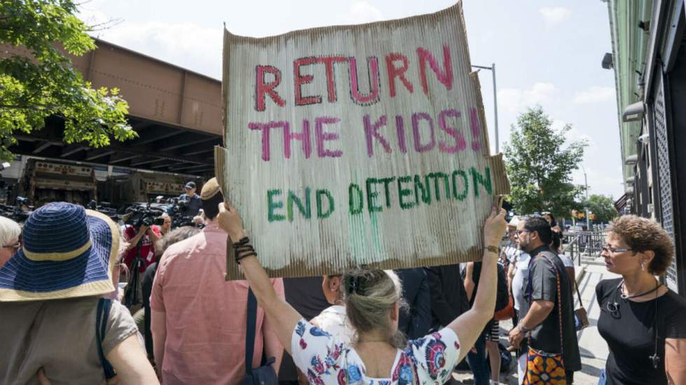 États-Unis : près de mille familles "non éligibles" aux retrouvailles avec leur enfant États-Unis : près de mille familles "non éligibles" aux retrouvailles avec leur enfant