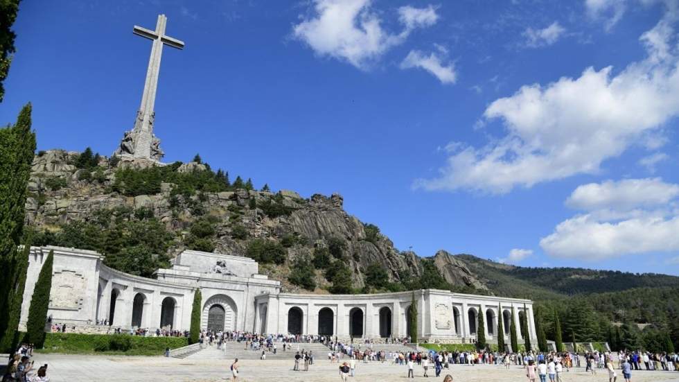 En Espagne, la dépouille du dictateur Franco bientôt retirée de son mausolée