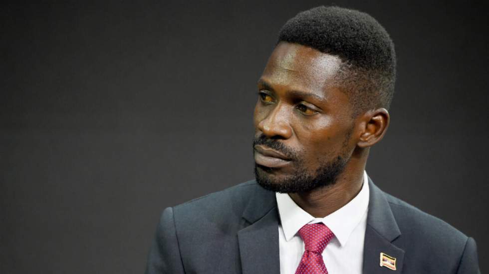 Ouganda : le chanteur et opposant Bobi Wine libéré sous caution Ouganda : le chanteur et opposant Bobi Wine libéré sous caution