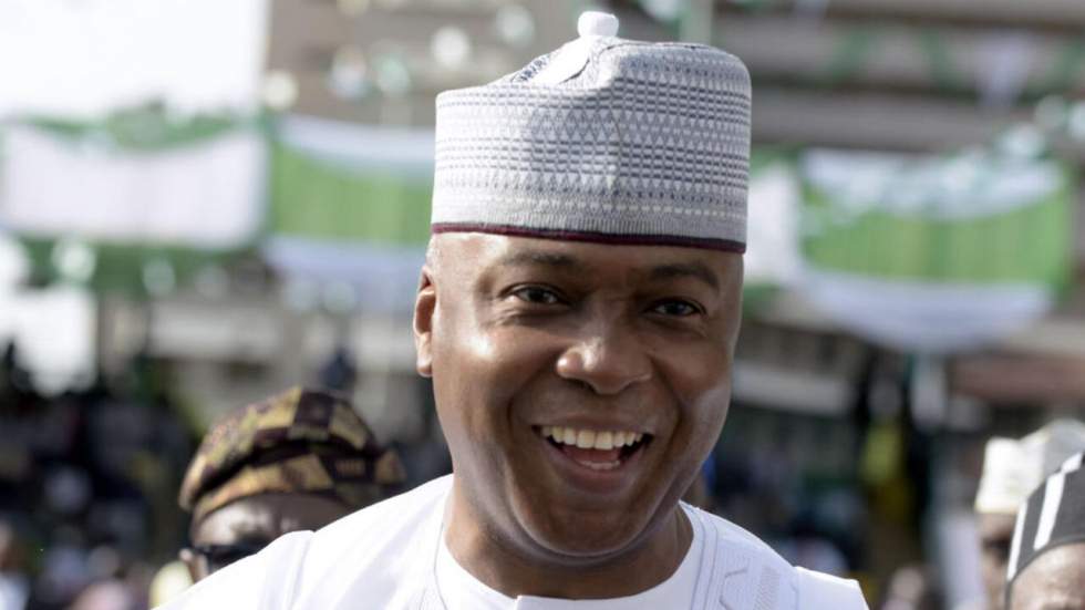 Nigeria : le président du Sénat Bukola Saraki se déclare candidat à la présidentielle Nigeria : le président du Sénat Bukola Saraki se déclare candidat à la présidentielle