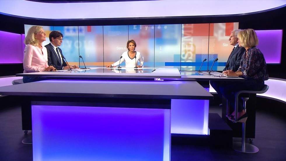 "Gaulois réfractaires" : Emmanuel Macron et la politique des petites phrases "Gaulois réfractaires" : Emmanuel Macron et la politique des petites phrases