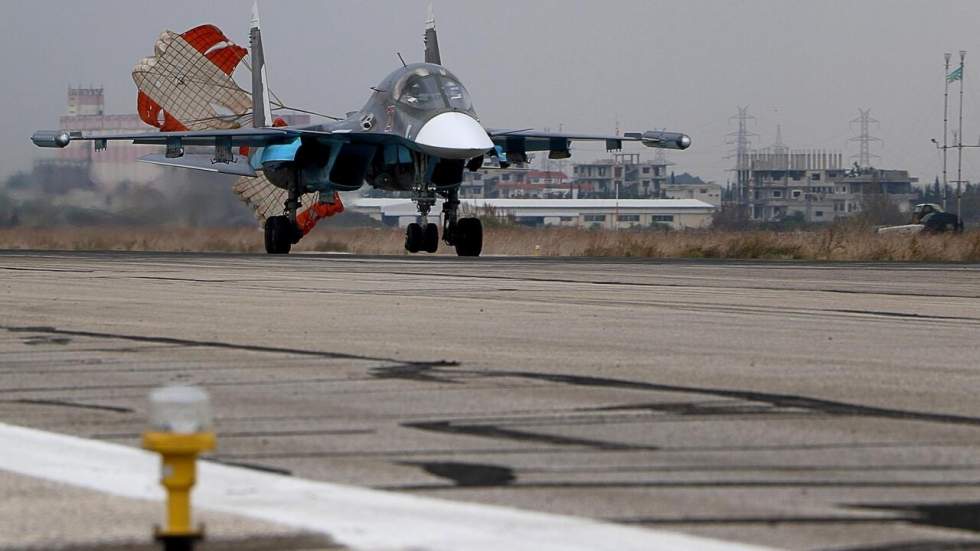 Un avion militaire russe "accidentellement" abattu par la défense syrienne