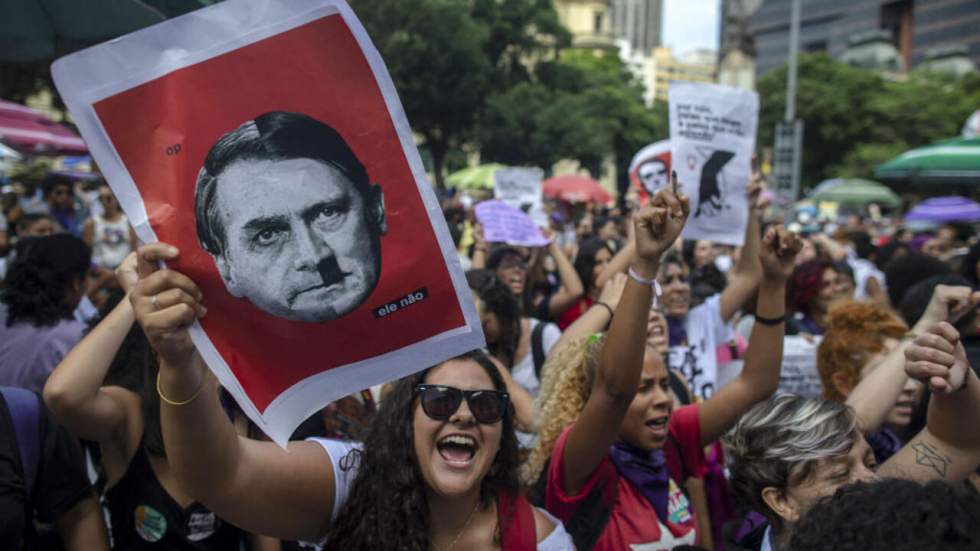Les Brésiliennes dans la rue contre le candidat d’extrême-droite Bolsonaro