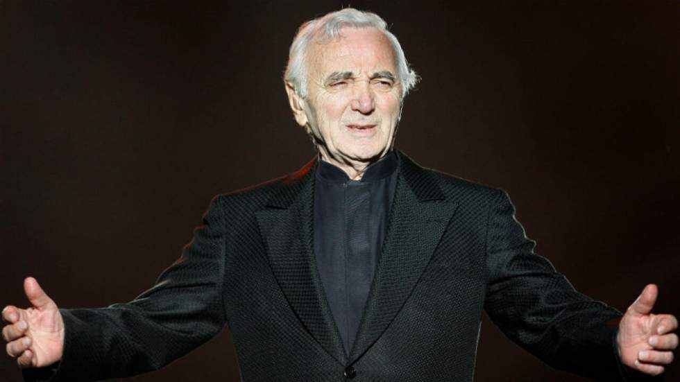 Un hommage national sera rendu à Charles Aznavour vendredi matin aux Invalides