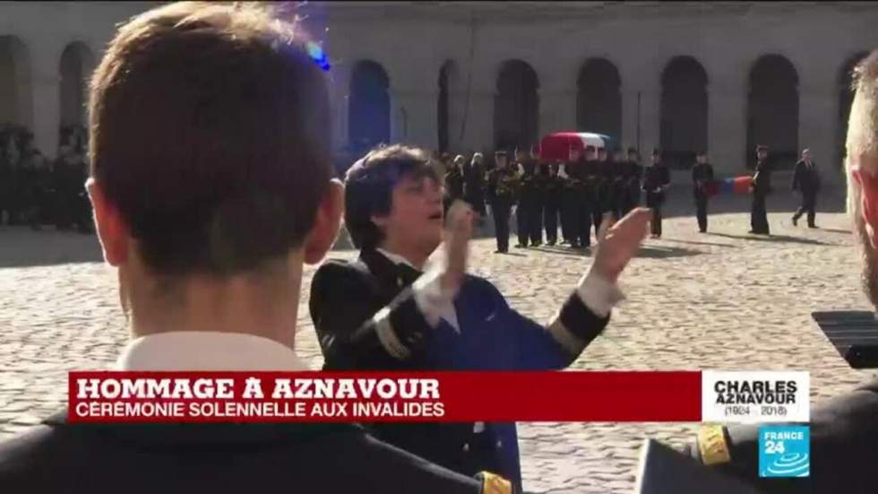 Un hommage en grand pour dire adieu à Aznavour