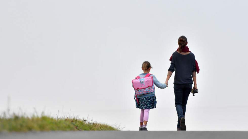 En France, les jeunes et les familles monoparentales sont les plus touchés par la pauvreté En France, les jeunes et les familles monoparentales sont les plus touchés par la pauvreté