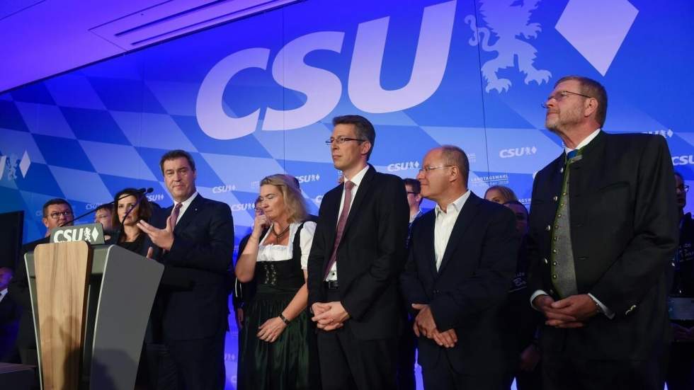 Aux élections régionales de Bavière, la CSU et le SPD essuient des pertes conséquentes