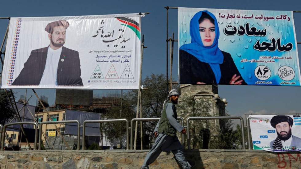 Malgré les obstacles, des centaines de femmes se portent candidates aux législatives en Afghanistan