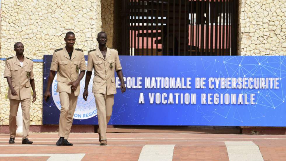 À Dakar, une école pour renforcer la lutte contre la cybercriminalité en Afrique À Dakar, une école pour renforcer la lutte contre la cybercriminalité en Afrique