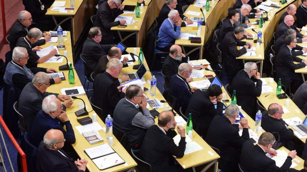 Les évêques de France créent une "commission indépendante" sur les actes pédophiles dans l'Église Les évêques de France créent une "commission indépendante" sur les actes pédophiles dans l'Église