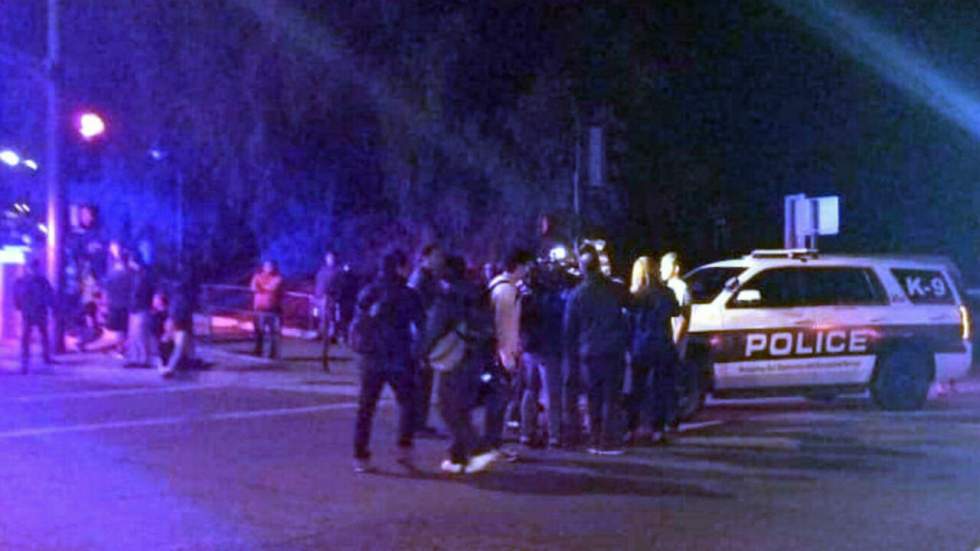 Un ancien soldat de 28 ans tue au moins 12 personnes dans une fusillade en Californie Un ancien soldat de 28 ans tue au moins 12 personnes dans une fusillade en Californie