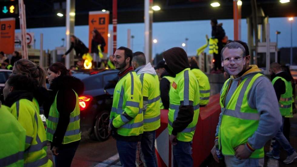 Malgré les annonces de Macron, des "Gilets jaunes" appellent à manifester samedi