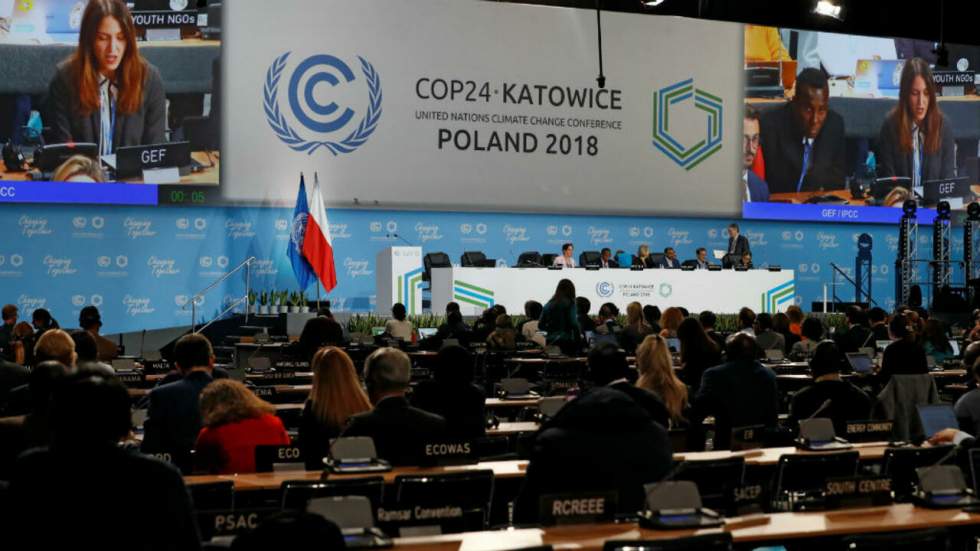 La COP 24 démarre en Pologne, sous pression face à l'urgence climatique