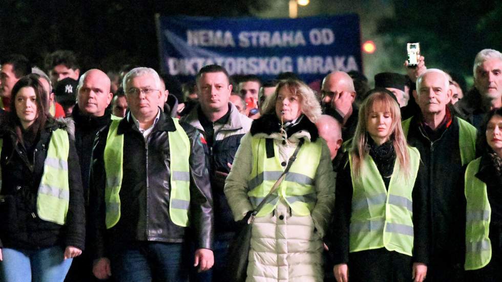 Gilets jaunes : la fronde made in France s'exporte dans le monde