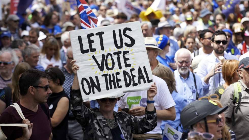 Theresa May écarte à nouveau l'idée d'un second référendum sur le Brexit Theresa May écarte à nouveau l'idée d'un second référendum sur le Brexit