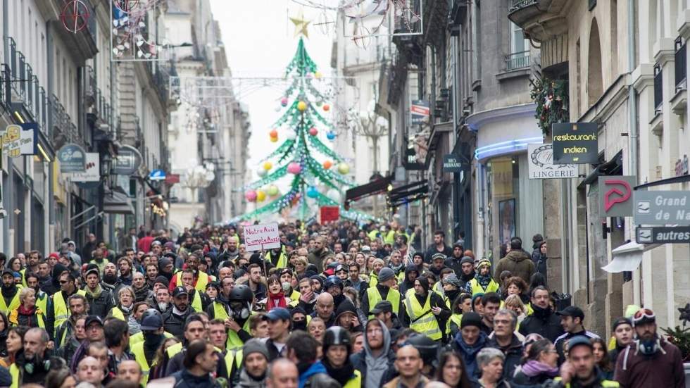 Les Gilets jaunes veulent maintenir la pression pendant les fêtes de fin d'année