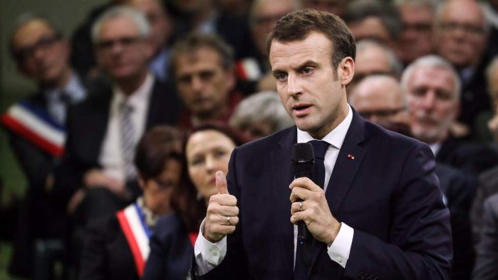 À Grand Bourgtheroulde, Emmanuel Macron met les élus au cœur du débat national À Grand Bourgtheroulde, Emmanuel Macron met les élus au cœur du débat national
