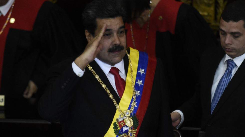 Venezuela : Nicolas Maduro conserve le soutien de l'armée et accuse Washington Venezuela : Nicolas Maduro conserve le soutien de l'armée et accuse Washington