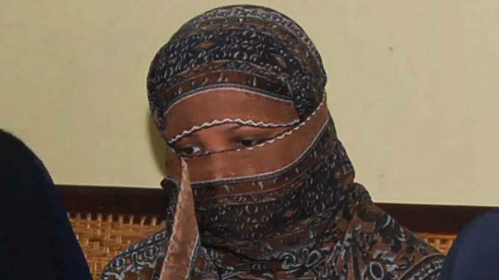 Pakistan : la Cour suprême ouvre la voie à un départ d'Asia Bibi