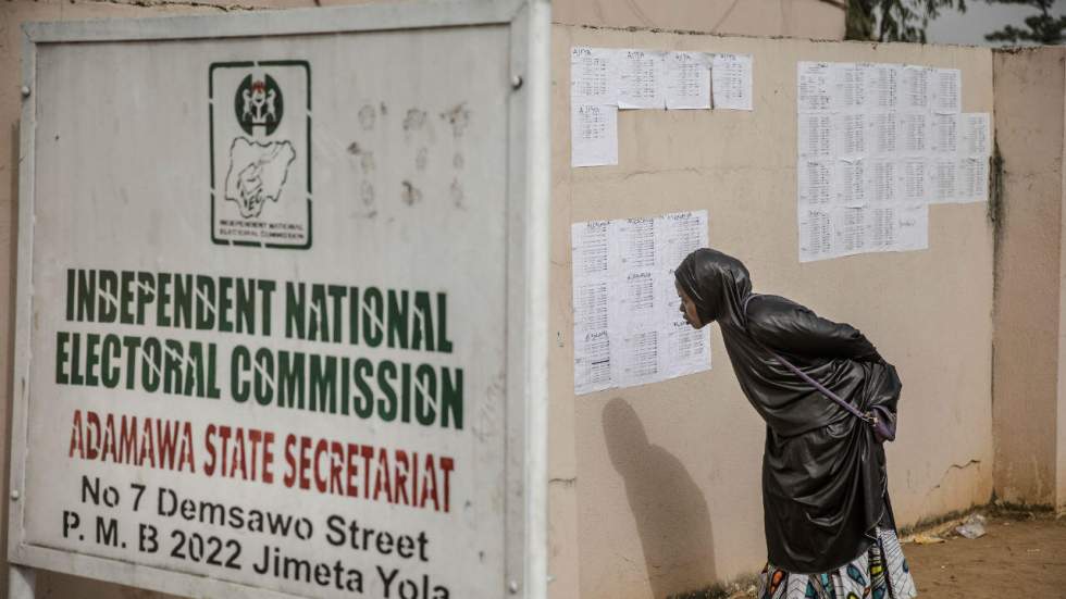 Nigeria : Muhammadu Buhari et Atiku Abubakar appellent au calme après le report des élections Nigeria : Muhammadu Buhari et Atiku Abubakar appellent au calme après le report des élections