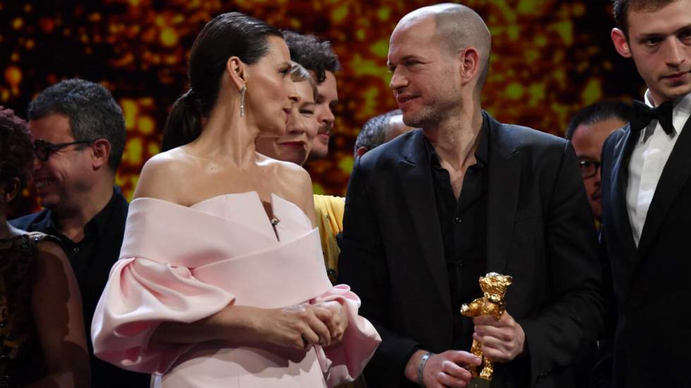 À la Berlinale, Navad Lapid reçoit l'Ours d'or et François Ozon le Prix du Jury