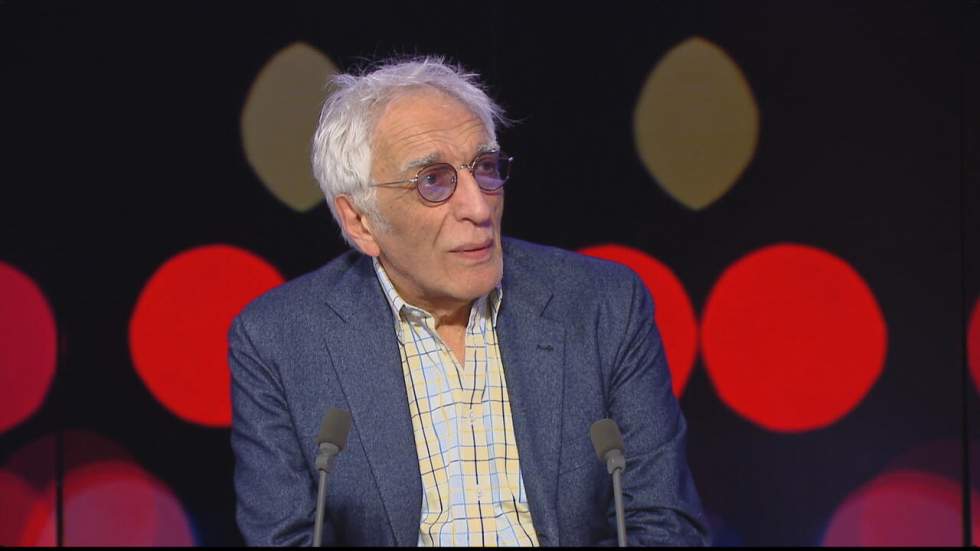 Gérard Darmon ouvre "le dictionnaire de sa vie" Gérard Darmon ouvre "le dictionnaire de sa vie"