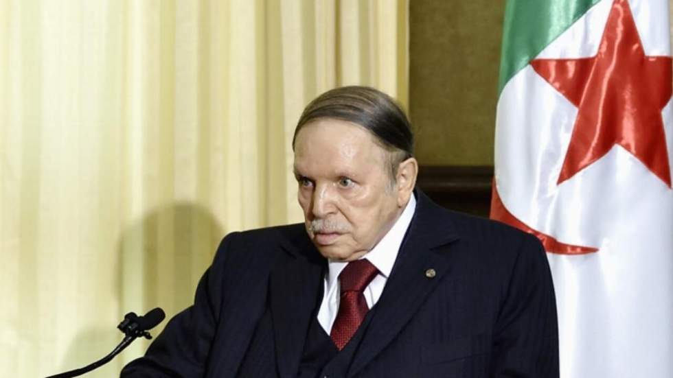 Le président Abdelaziz Bouteflika appelle à la vigilance contre le risque "de chaos" en Algérie Le président Abdelaziz Bouteflika appelle à la vigilance contre le risque "de chaos" en Algérie