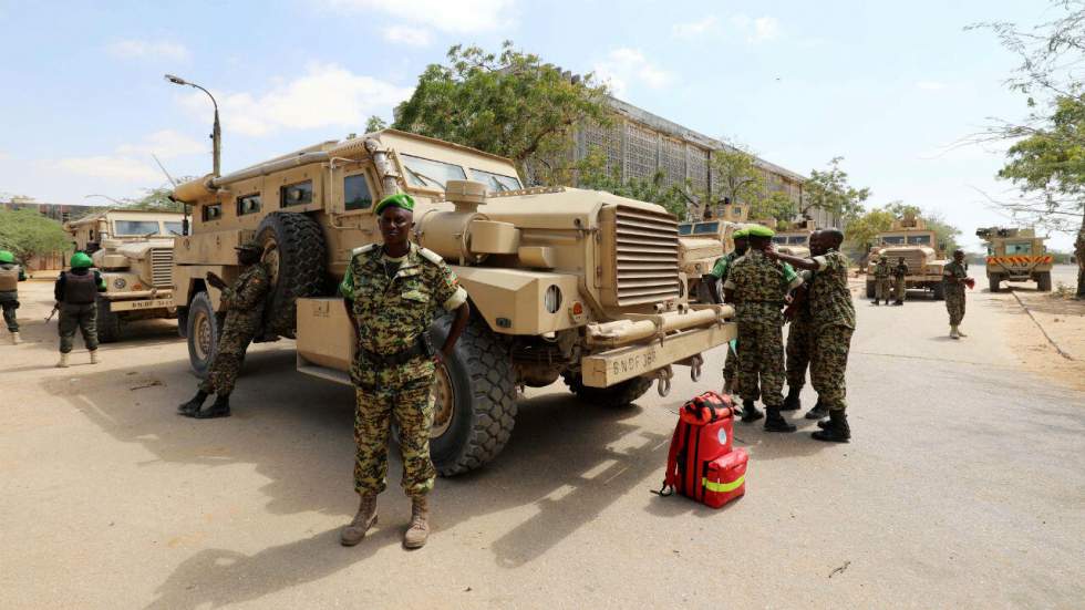 Attaque meurtrière des Shebab contre deux ministères à Mogadiscio