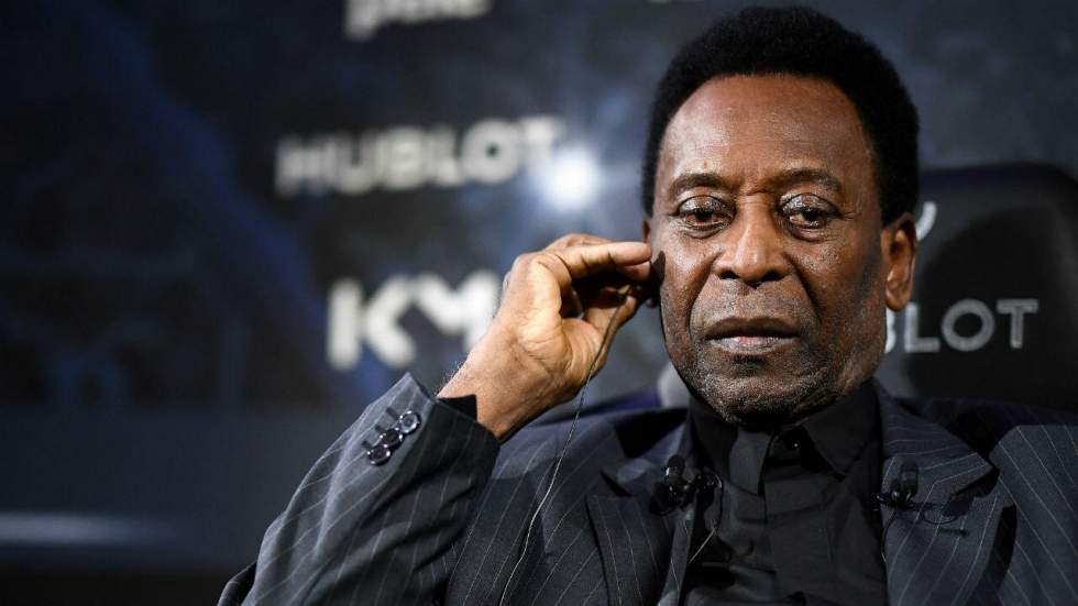 Pelé, la légende brésilienne du football, hospitalisé à Paris pour une infection urinaire Pelé, la légende brésilienne du football, hospitalisé à Paris pour une infection urinaire