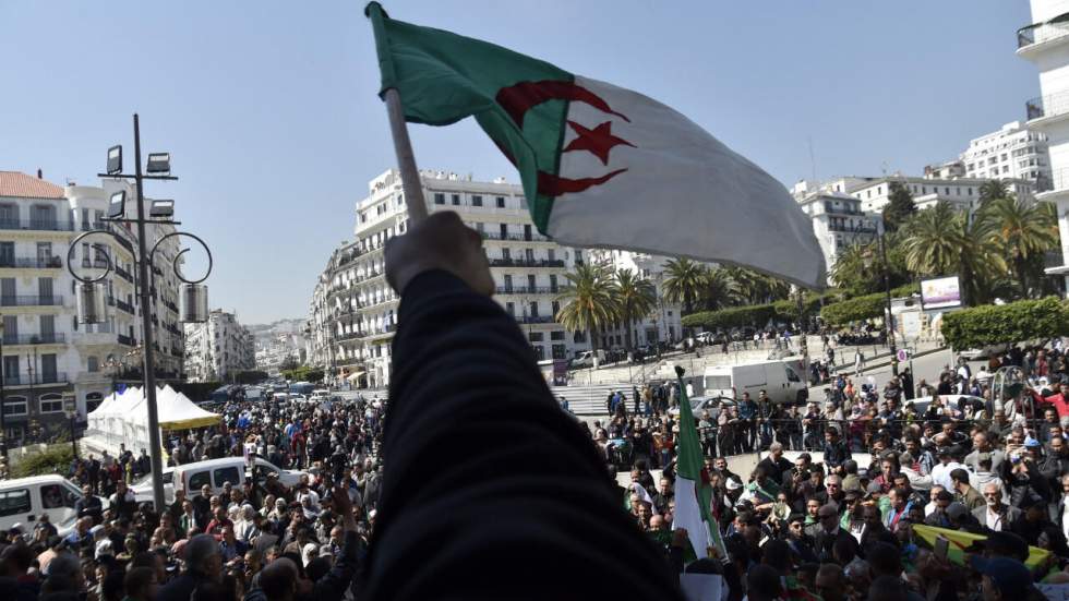 Forte mobilisation des Algériens pour le premier rassemblement post-Bouteflika