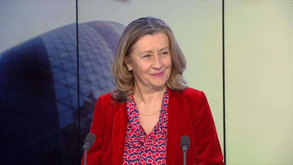 Hélène Conway-Mouret : "Le Brexit tourne à la farce" Hélène Conway-Mouret : "Le Brexit tourne à la farce"