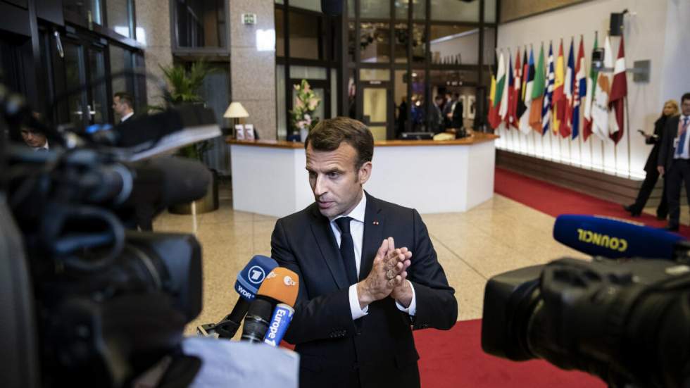 Brexit : l’intransigeance d’Emmanuel Macron pointée du doigt par la presse britannique