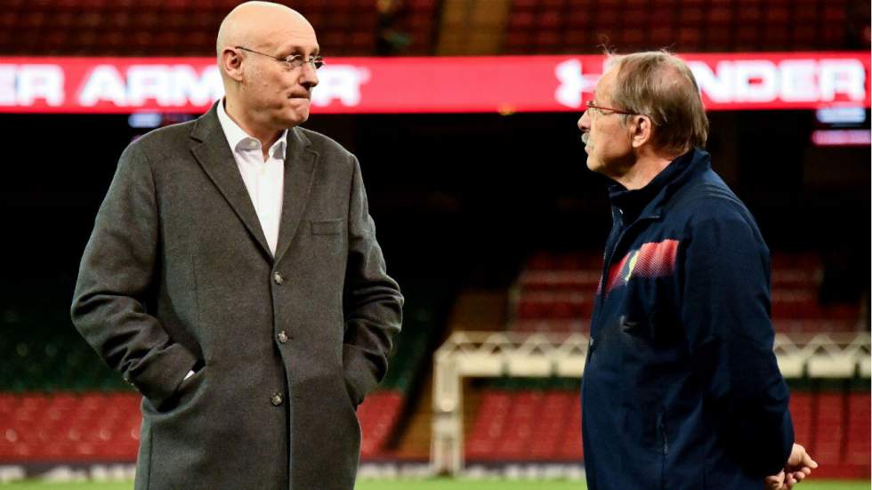 Les clubs de rugby français enterrent l'idée d'un sélectionneur étranger