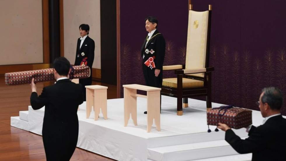 Le prince Naruhito intronisé empereur du Japon